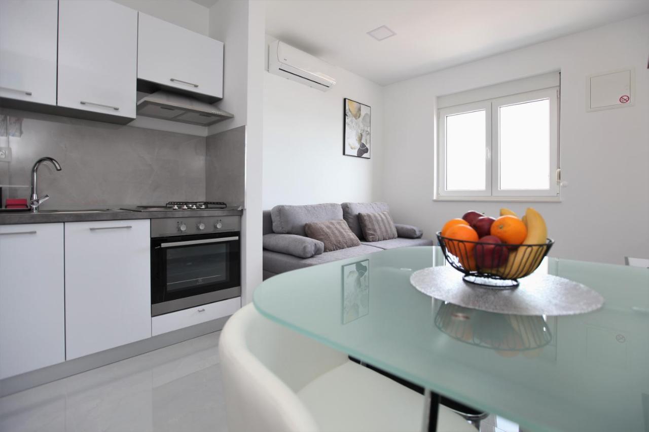 Apartmani Ive Трогир Экстерьер фото